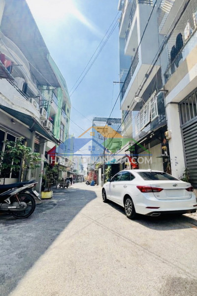 Hẻm 6m  gần tô hiệu đầm sen 5 tầng có thang máy 66m² giá nhỉnh 8 tỷ