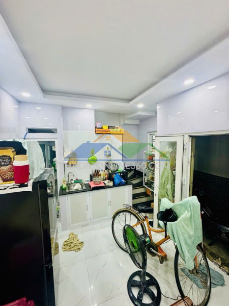 H2130 ???? nhà đường số 27 gò vấp, shr, vuông, 2 tầng, 2.x tỷ