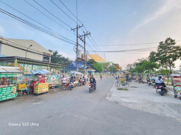 Bán đất đường 898 nguyễn duy trinh phú hữu - hẻm xe hơi - 90m2 chỉ 5 tỷ