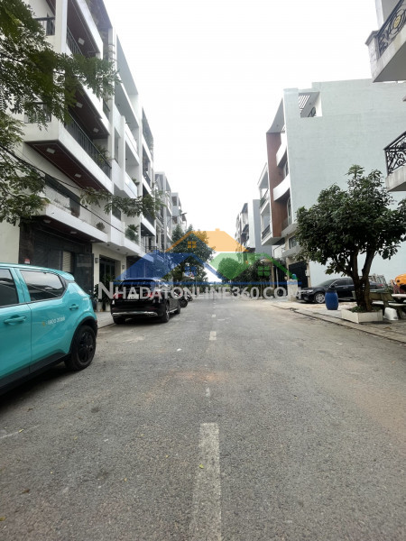 Lê thị riêng quận 12-siêu phẩm nhà đẹp - kiên cố vào ở ngay đón tết tặng full nội thất - đường nhựa xe tải tránh - khu dân trí toàn nhà cao tầng.