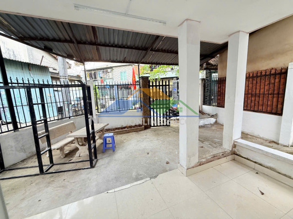 Bán nhà tăng nhơn phú b - hẻm xe hơi thông - 100m2 sân vườn - 4.55 tỷ - lh: 0762161868