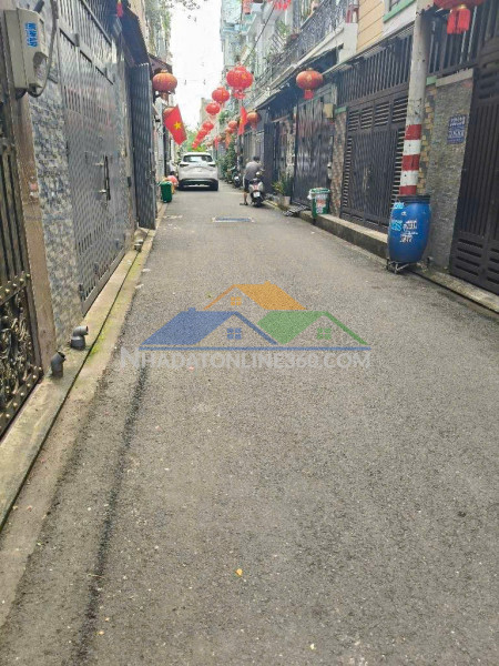 Nhà bán q12 diện tích gần 98m2 hẻm oto sát nhà -nhà đẹp -2 tầng vô ở ngay gần đường quang trung gò vất.