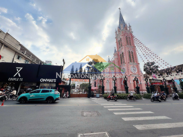 Bán chdv 6 tầng hxh đ.lê văn sỹ, quận 3 - view nhà thờ tân định đẹp - dòng tiền 680tr/năm - chủ nhiệt bán giảm 1 tỷ - giang giang:0938676685