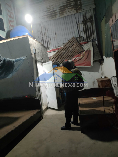 Bán gấp giá rẻ giải phóng 32m, 1.5 tầng, mặt tiền 4.5m, 780 triệu, hoàng mai.