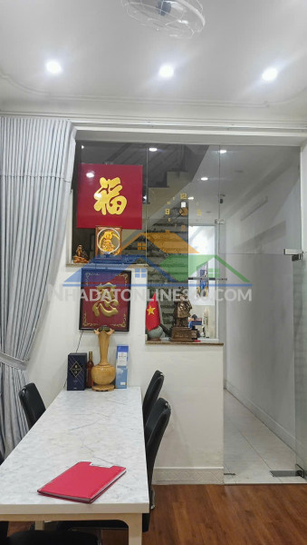 Mặt tiền xóm chiếu - quận 4 - 78m2 - 3 tầng - 18.5 tỷ