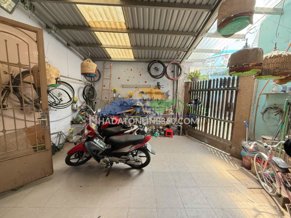 Bán nhà - chính chủ - ngay trung tâm phú nhuận - tặng full nội thất - 3pn lớn - 56m2 - 3 tầng btct - bán 9.75 tỷ - tl