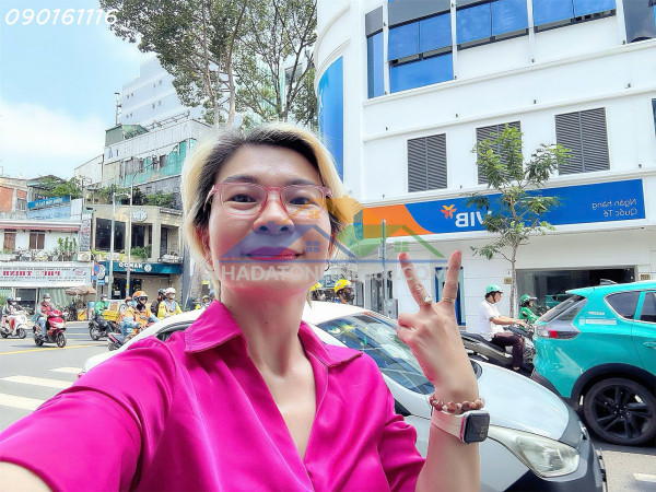 Bán siêu phẩm biệt thự đỏ đ. nam kỳ khởi nghĩa, quận 3 - hàng xóm  biệt thự nhà ông phan văn khải - dt 12m*15m * liên hệ giang giang: 093.86.76.685