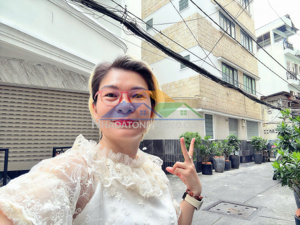 Bán siêu phẩm 3 mặt tiền - xe hơi ngủ trong nhà đ. bùi thị...