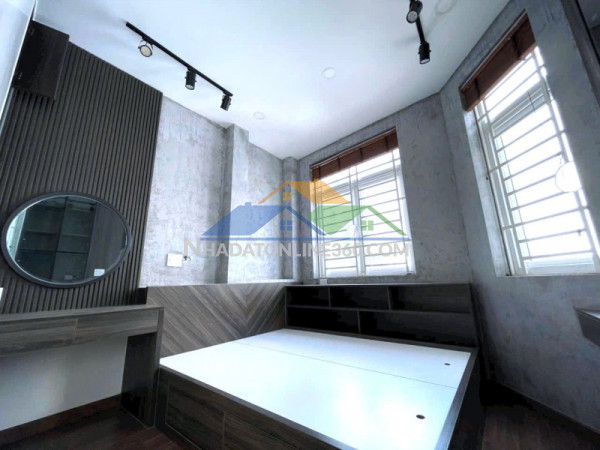 Bán nhà bình thạnh oto vào nhà 60m2 5 tầng ngang 4,2m 5 pn kd đỉnh nguyễn văn đậu gấp bán 9.9 tỷ