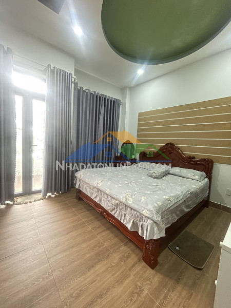 Nhà bán quận 12 - giáp song hành, trường chinh.
qua tân bình chỉ...