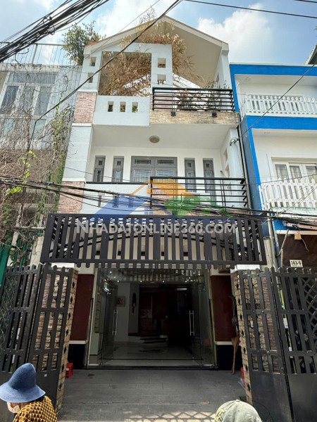 Cho thuê nhà 1 trệt 2 lầu, xe hơi vào trong nhà dt: 90m2, 4pn, đ.tô...