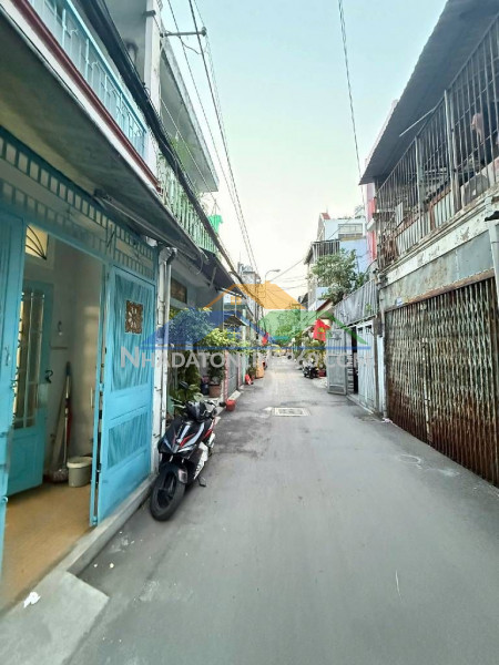 Bán nhà hxh đường trần thái tông 32m2 nở hậu tài lộc gần chợ tân trụ dọn vào ở ngay chỉ 4tỷ.