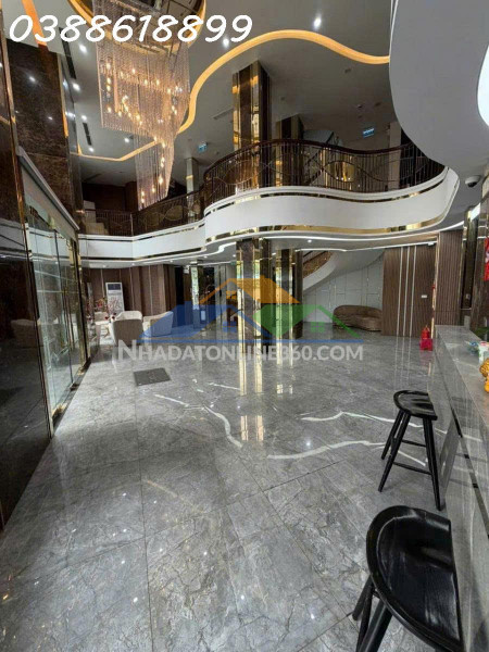 Bán toà mp nguyễn hoàng- 160mx8t, mt24m - lô góc- siêu hiếm