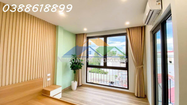 Bán ccmn mới kính koong ngã tư sở 75mx7t, mt 5m- doanh thu 100tr/ tháng