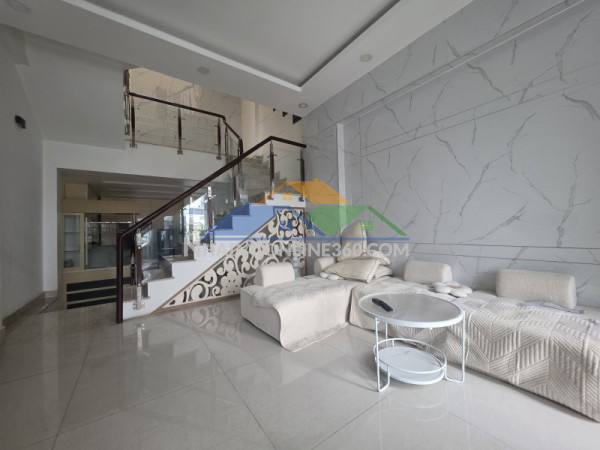 Bán nhà mặt phố đường số 28, phường cát lái, q2, tp hcm. dt 76m2, 4 tầng, sh. giá 10.59  tỷ.