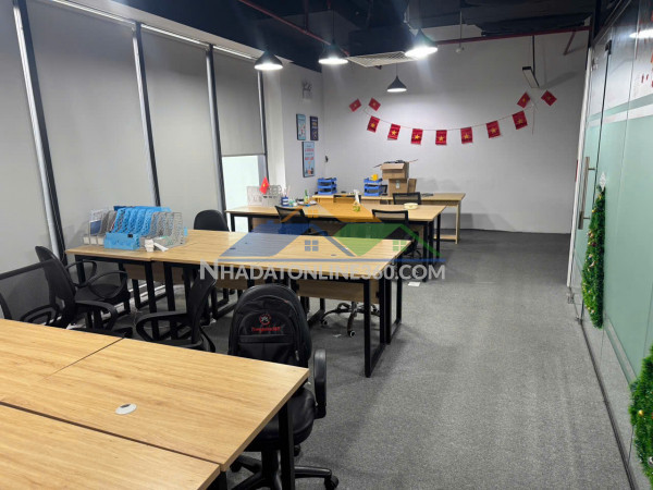 Cho thuê văn phòng 128m² - mặt phố kim giang