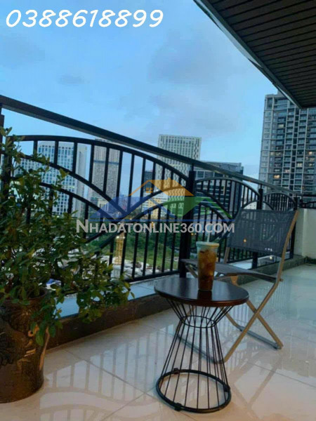 Bán tòa văn phòng vip mp dịch vọng hậu 150mx9t, mt 8,1m - 200 tr/th