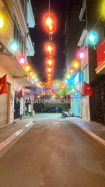 Hiếm! nhà quần ngựa 58m 6 tầng gara ô tô vỉa hè ở sướng giá 32 tỷ 0336212066