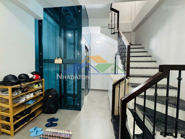 Chính chủ bán nhà lê văn hiến, ôtô tránh, kinh doanh, 6 tầng...