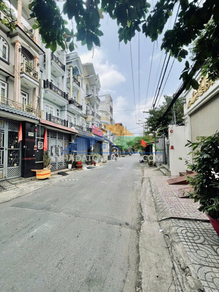 Bom tấn giảm 500tr gấp bán nhà xưởng hương lộ 2 bình tân hẻm 7m thông 385m2 - 22,5 tỷ