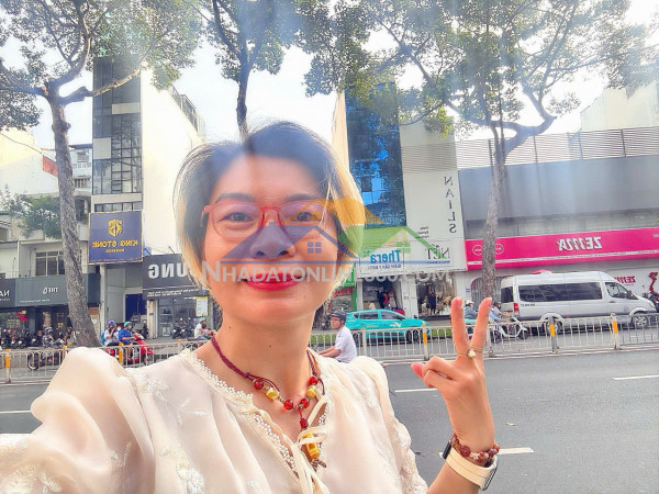 Bán siêun phẩm tòa nhà 7 tầng có hầm - mặt tiền kd đ.trần hưng đạo ,quận 1 - chỉ 65t * lh giang giang: 093.86.76.685