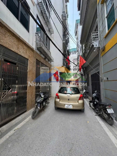 Bán nhà mới full nội thất ô tô qua nhà 30m2 x 5 tầng x 7.xx tỷ long biên hà nội.