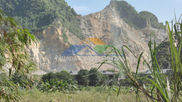 Cần chuyển nhượng mỏ đá bazan "chưa bóc tem" tại lương sơn - hòa bình