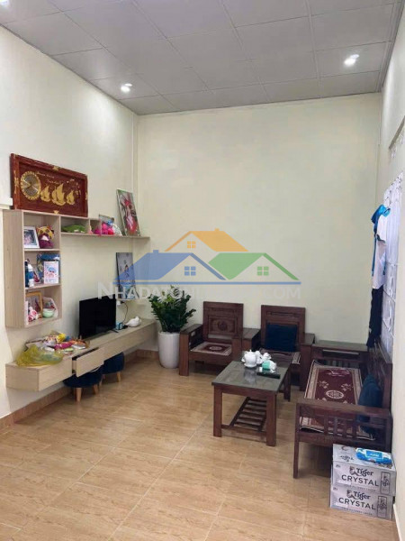 Khai xuân - bán nhà sổ riêng xây dựng – giá chỉ 3 tỷ 350 triệu (tlcc)