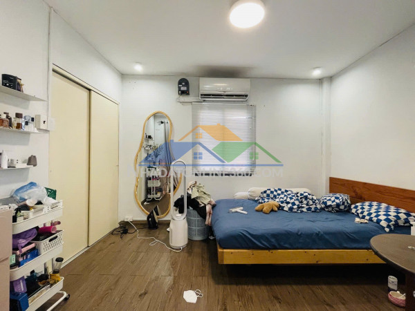 Siêu hiếm - nhà chính chủ - p19 - bình thạnh - 2 tầng - 3pn lớn - hxh - sát q1 - bán 5 tỷ - tl