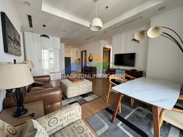 Chính chủ cho thuê căn hộ cao cấp royal city 100m² 3pn chỉ 22...