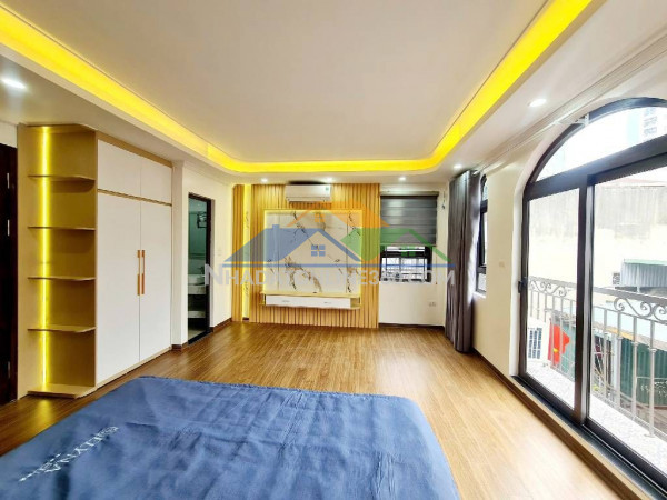 Bán nhà siêu đẹp phố trạm- ngõ cực nông full nt- dân xây- oto tránh- thang máy -48m 6 tầng 13,x tỷ