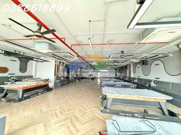 Bán siêu phẩm mặt phố xuân thuỷ -  400mx9t, mt 15m - hoàn công trên sổ - dòng tiền 1.1 tỷ/tháng.