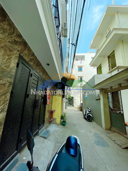 Bán nhà 66m2 ,7 tầng thang máy,lai xá ,hoài đức,hà nội,góc3 thoáng, đường thông ô tô