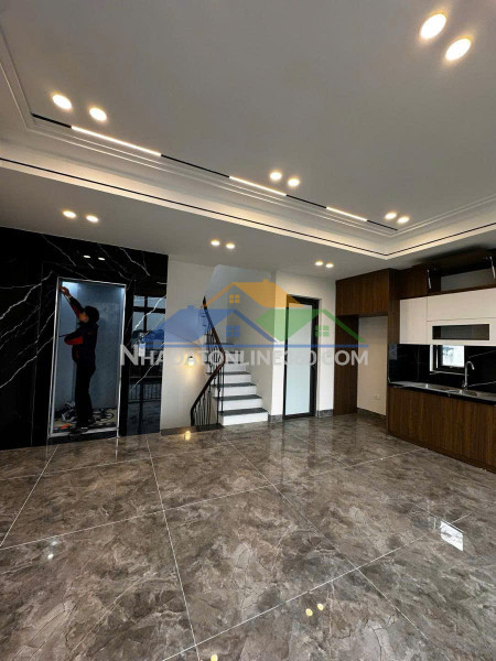 Nhà phân lô cầu diễn 58m2x5t, thang máy, vỉa hè 2m, 3 ô tô tránh, giá chỉ 12,9 tỷ