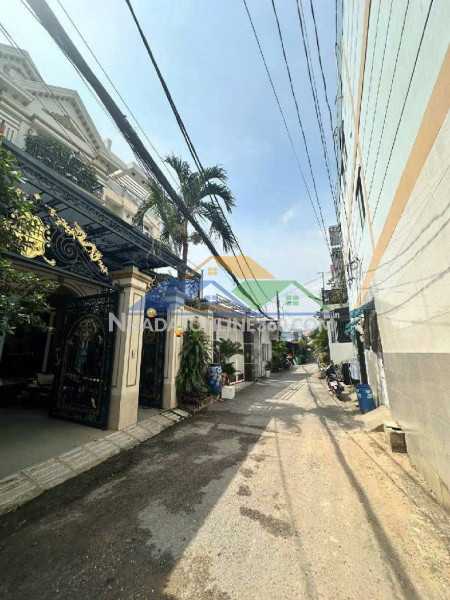 Nhà đẹp 3tầng dương đình hội q9-hxh- nhỉnh 7tỷ-an ninh-gần chợ