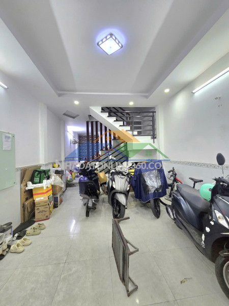 Bán nhà chính chủ - nguyễn xí - bình thạnh - 3 tầng btct - hẻm 3.5m - siêu hiếm - gấp bán 6 tỷ - tl