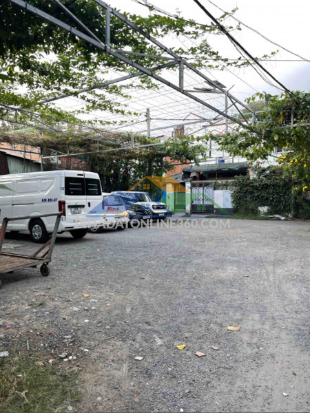 Nhà đẹp 3 tầng linh tây thủ đức 60m2 hẻm xe hơi đang cho thuê 10tr/tháng