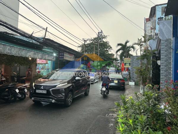 Bán gấp nhà hẻm 256 phan huy ích ngang 6m 198m2 4 lầu gần emart, ga metro nhỉnh 20 tỷ.