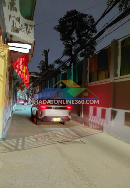 Cầu giấy, kinh doanh văn phòng, phòng khám hoặc ở có thang máy ở cầu giấy. ô tô 5 tạ, vf3 đỗ cửa nhà