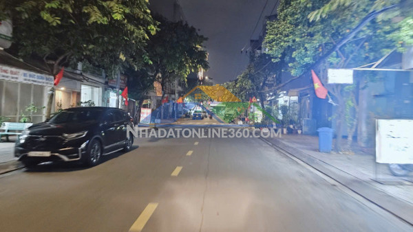 Nguyễn ngọc nhựt tân phú giáp tân bình hẻm 1 sẹc 10m ra mặt tiềng 41m2,3tầng nhỉnh 4tỷ