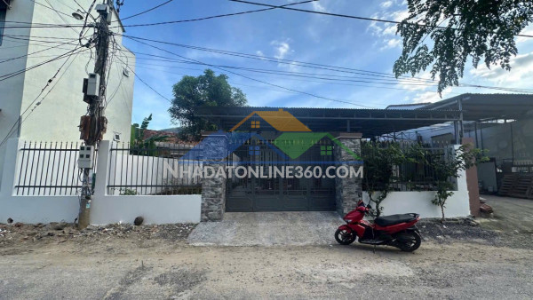 Bán nhà 2 tầng kinh doanh mặt tiền đường nguyễn tất thành