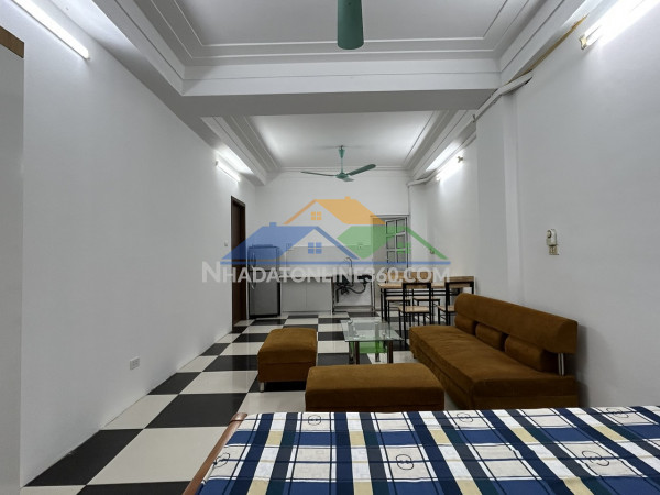 Cho thuê mặt sàn diện tích 180m2 tại đường đông, xã phúc thịnh, hà nội