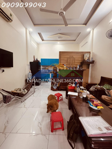 Bán nhà mặt tiền đường ngang 4.5m*18m kd làm văn phòng spa-phòng mạch-đa ngành-gần chợ-xung quanh đầy tiện ích