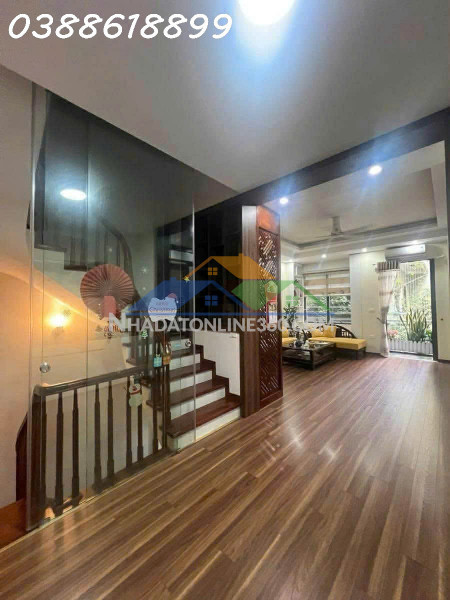 Bán nhà phân lô chùa láng, đống đa - lô góc 68m2 x 6 tầng - vỉa hè ô tô tránh - kinh doanh