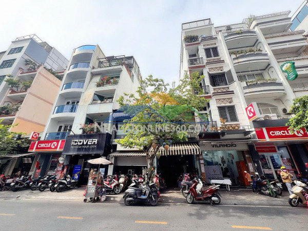 Bán căn góc 2 mặt tiền kd đ.trường sa & trần quang diệu, quận...