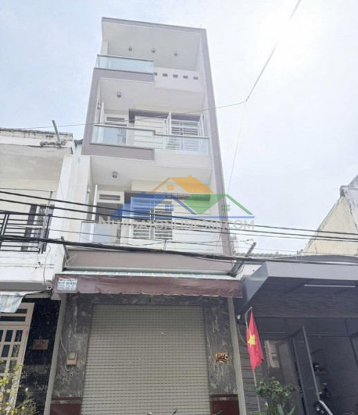 Hàng hót q7 - 4tầng hxh - nhỉnh 5tỷ - sổ nở hậu - tân hưng