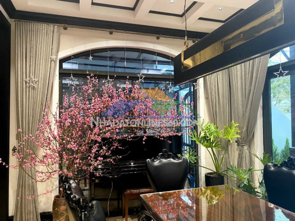 Bán nhà ngọc khánh 35m 5 tầng mặt tiền 3,5m 10 tỷ