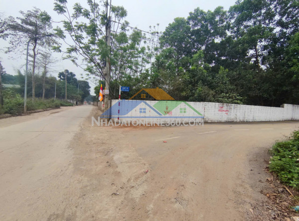 Chính chủ bán đất đẹp , vĩnh lộc, tx sơn tây, ba bước ra ql...