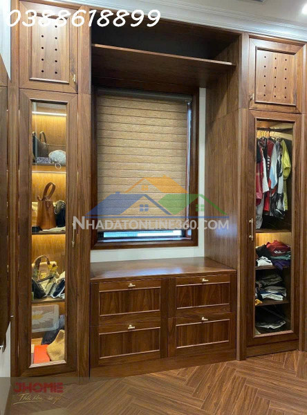 Bán bt mặt đường đôi  vip ciputra 180mx4,5t , mt 9m- thang máy -...