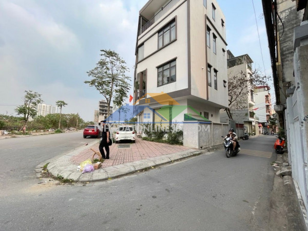 Bán nhà đẹp ngô gia tự- phân lô-kinh oanh- oto 75m 5 tầng- thang máy- nhỉnh 12 tỷ(tl)